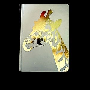 Giraffe 🦒 on a Journal 📔!